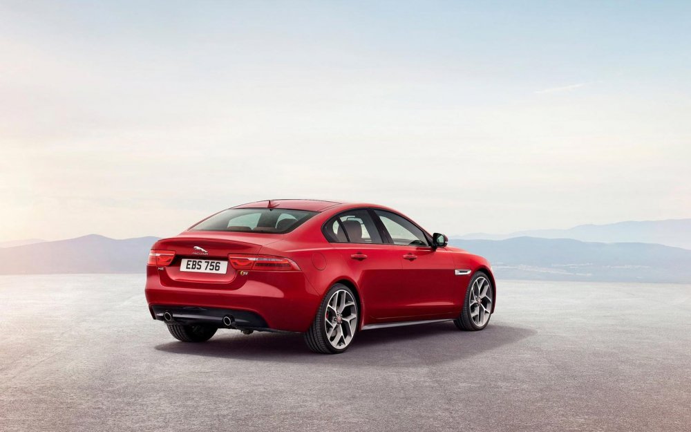 Jaguar xe 760