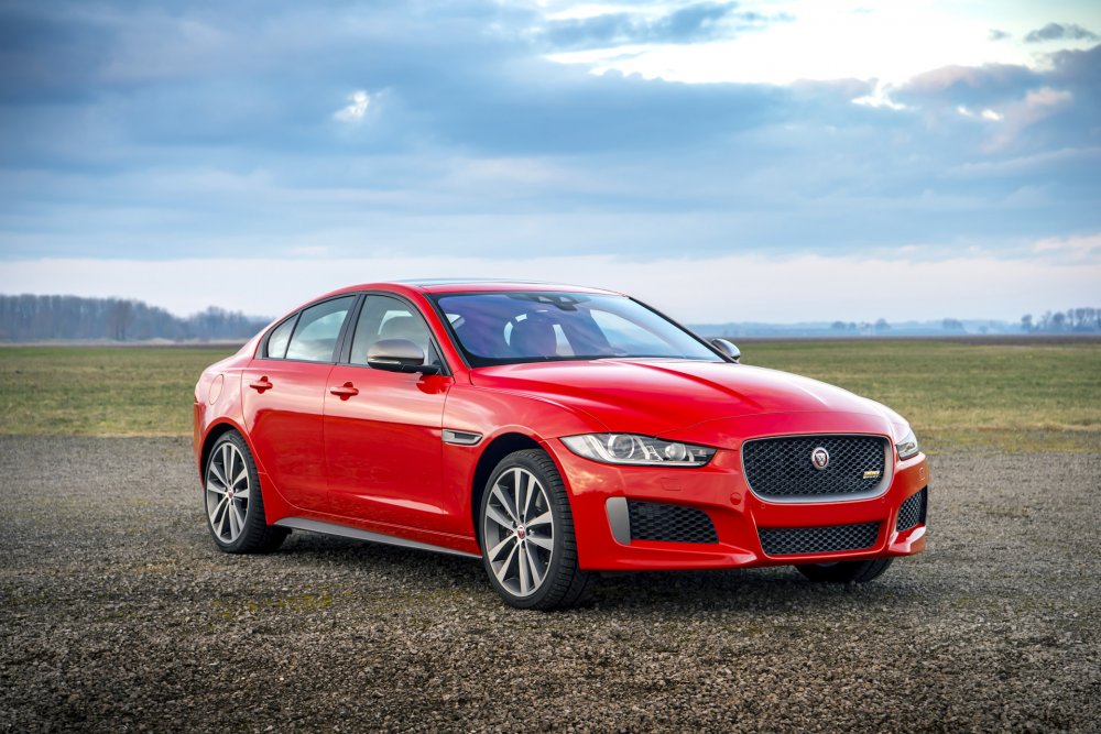 Jaguar xe (x760)