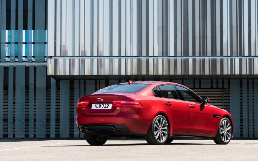 Jaguar xe s