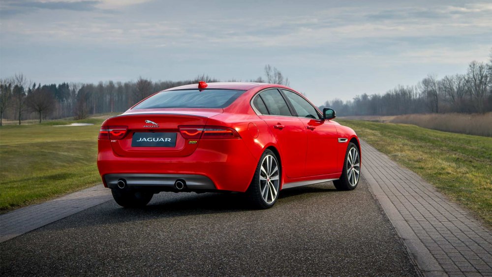 Jaguar xe r-Sport 2019