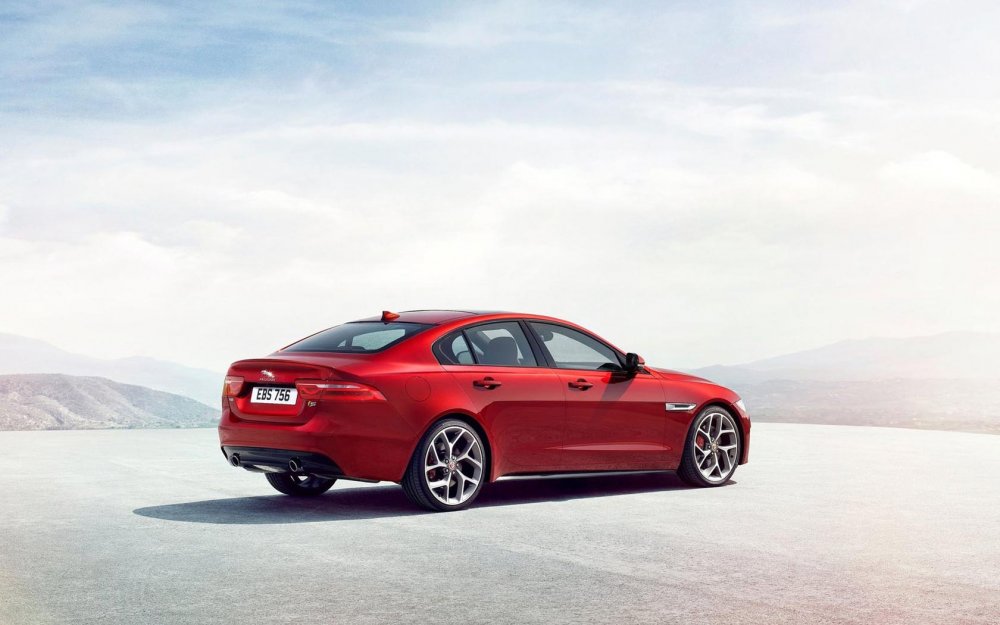 Jaguar xe s 2022