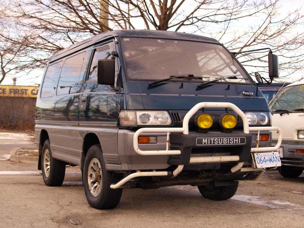 Mitsubishi Delica l300