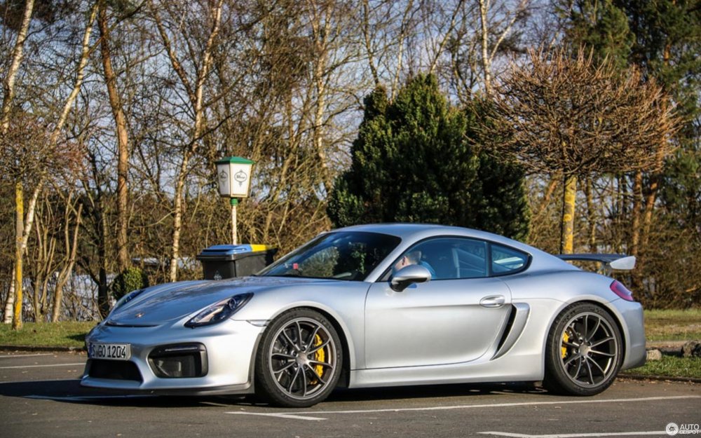 Porsche Cayman gt4 2015