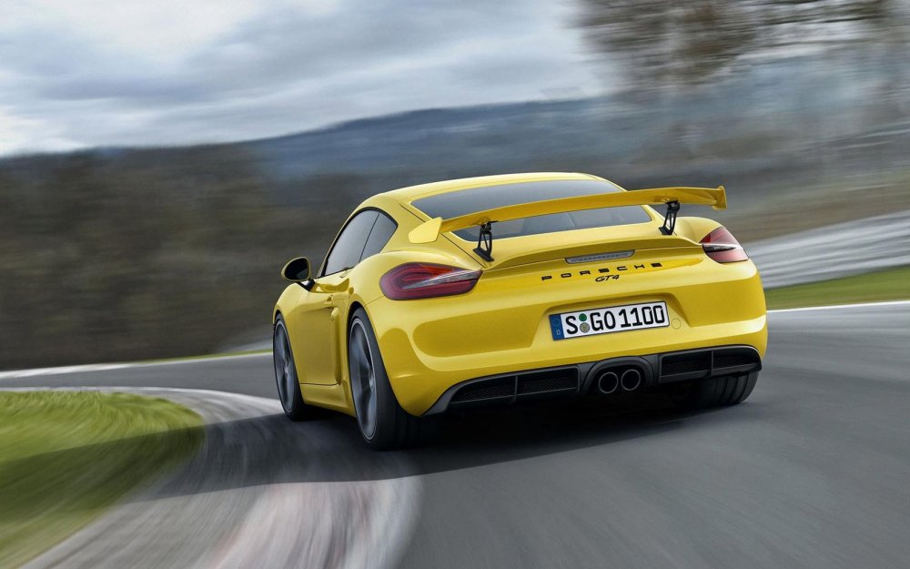 Порше Cayman gt4