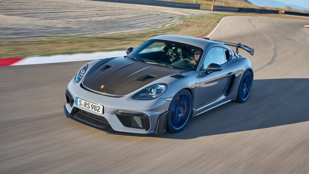 Porsche 718 Cayman gt4 RS