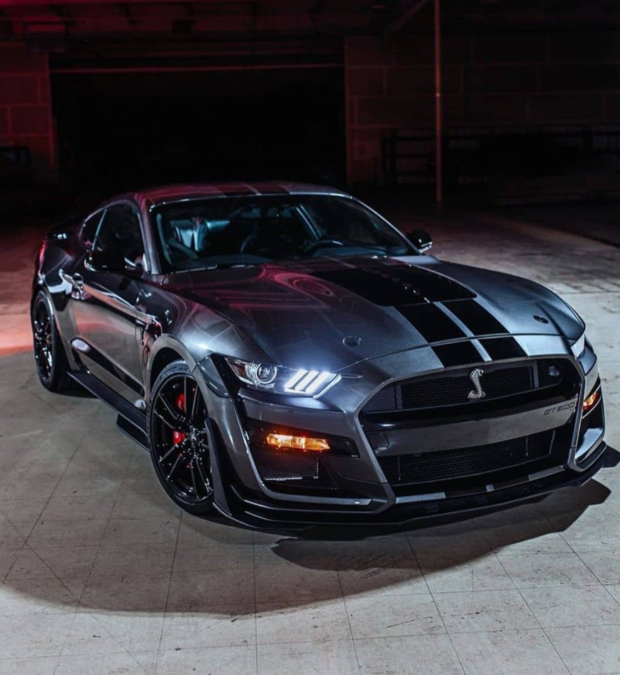 Ford Mustang Shelby gt500 лаймовый