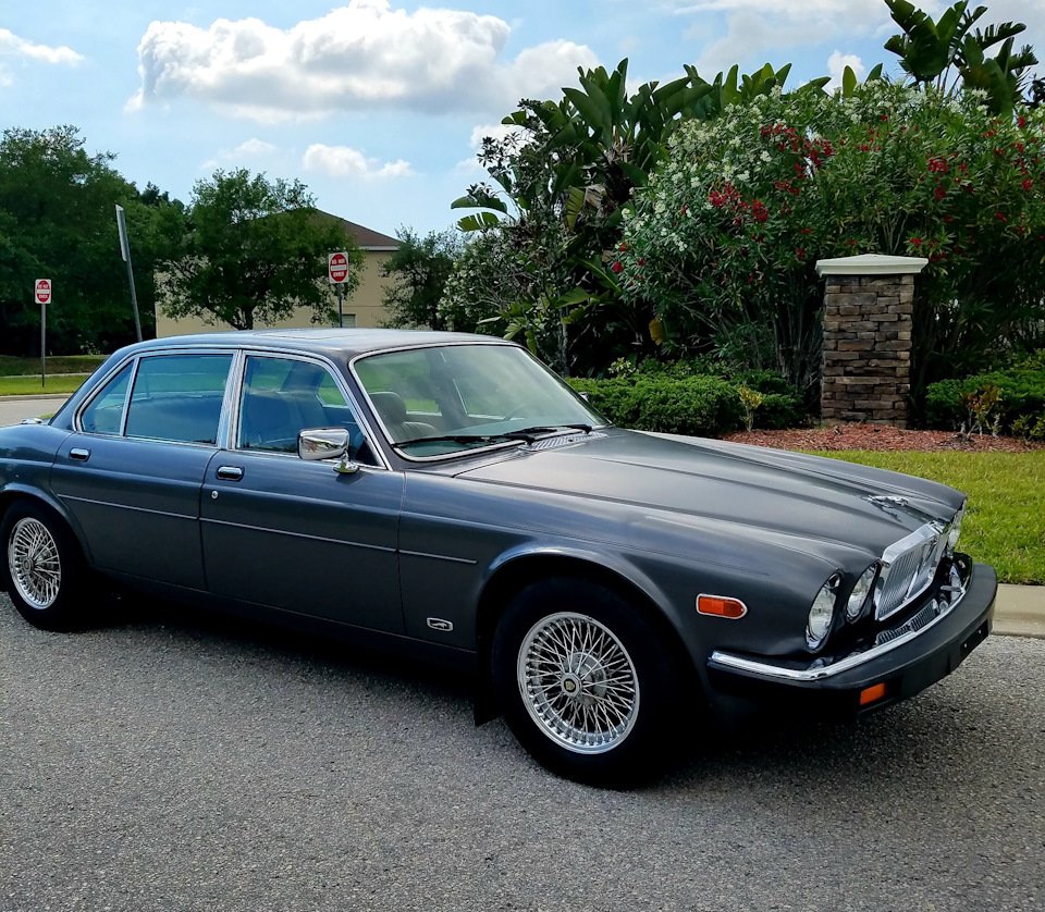 Jaguar XJ (x351) 2009