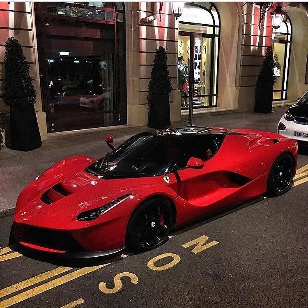 Ferrari LAFERRARI зеленая