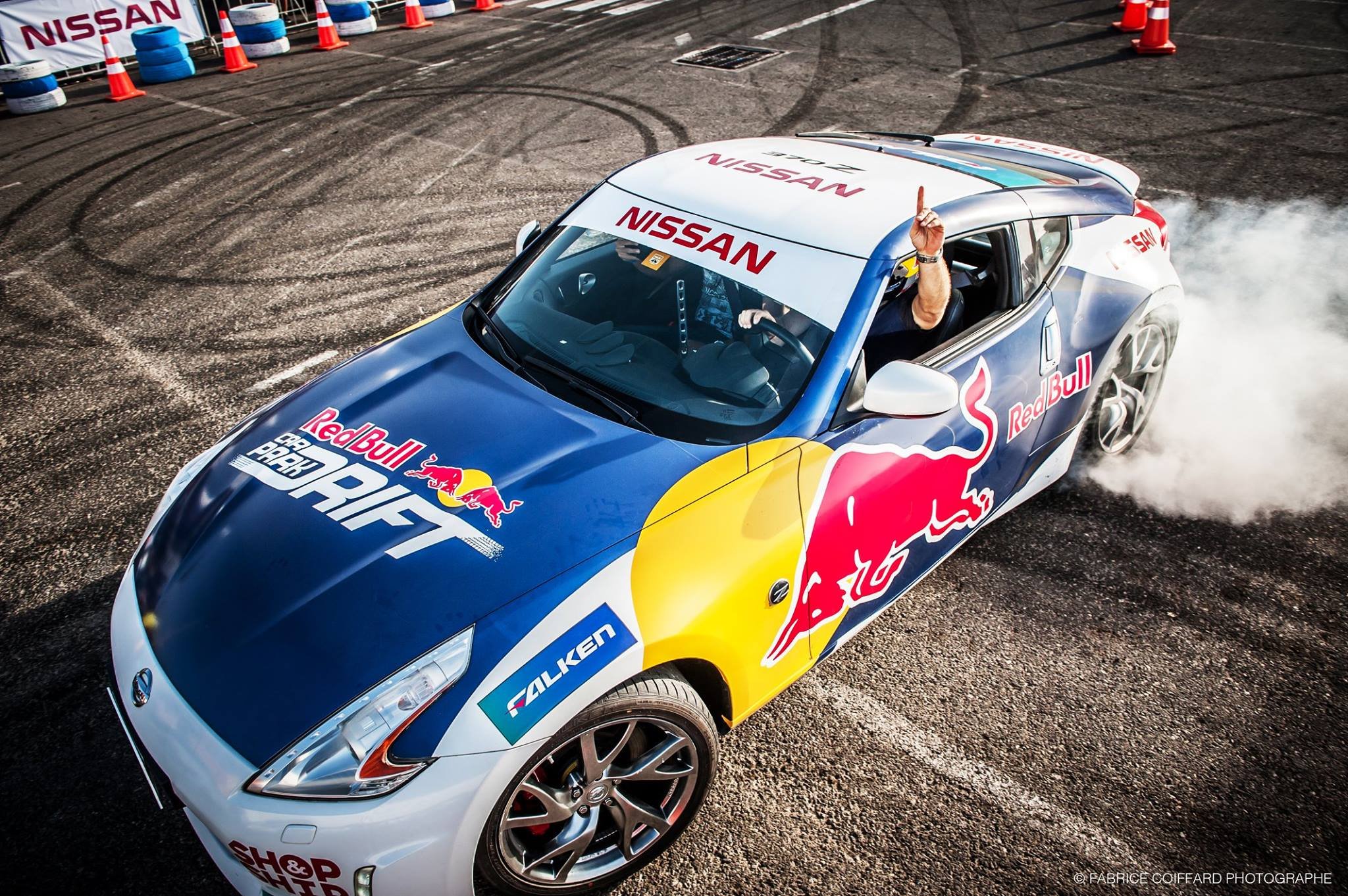 Red bull. Red bull Honda. 370z ред Булл. Ред Булл дрифт машины. BMW m4 Red bull.