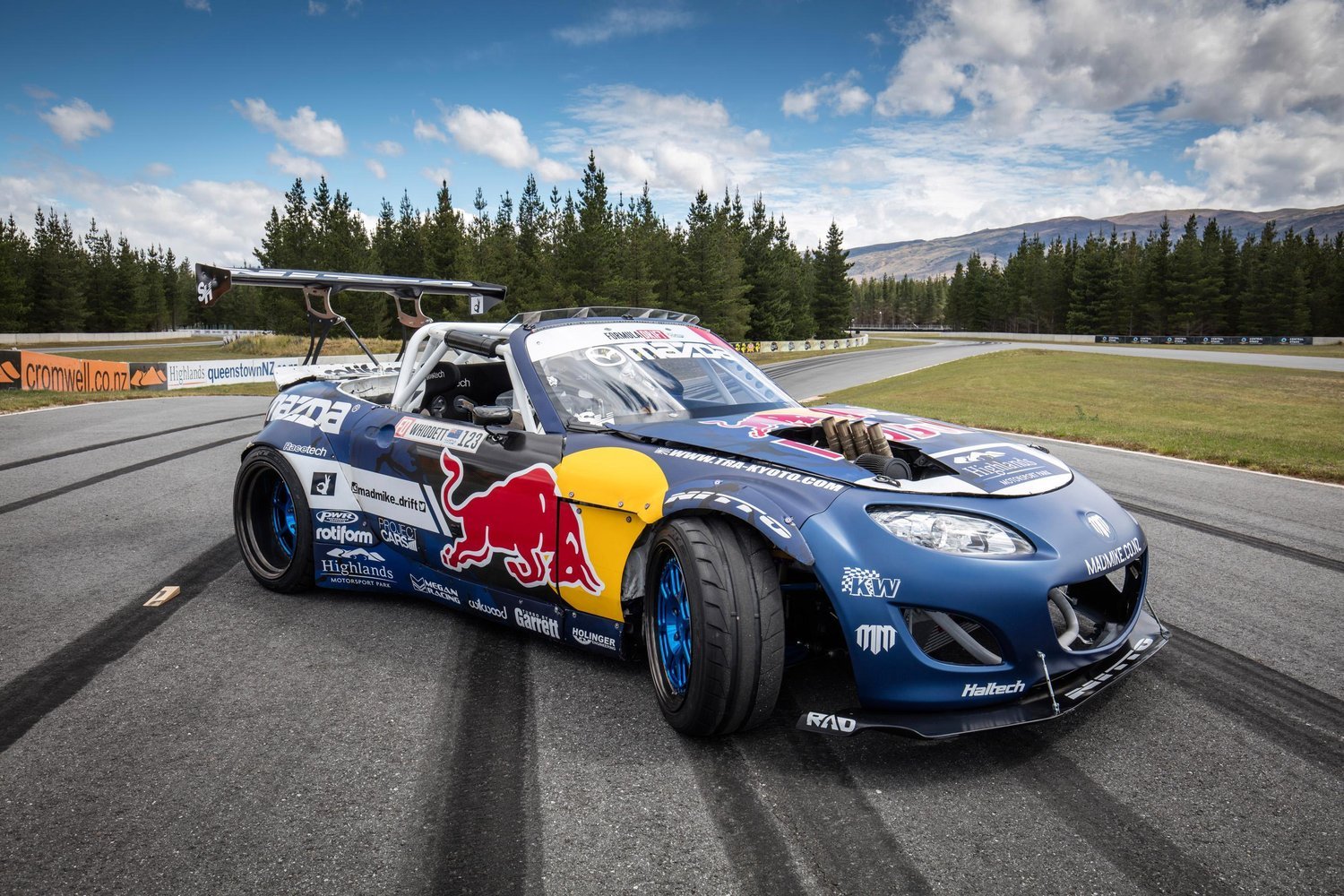 Mazda RX 7 Red bull