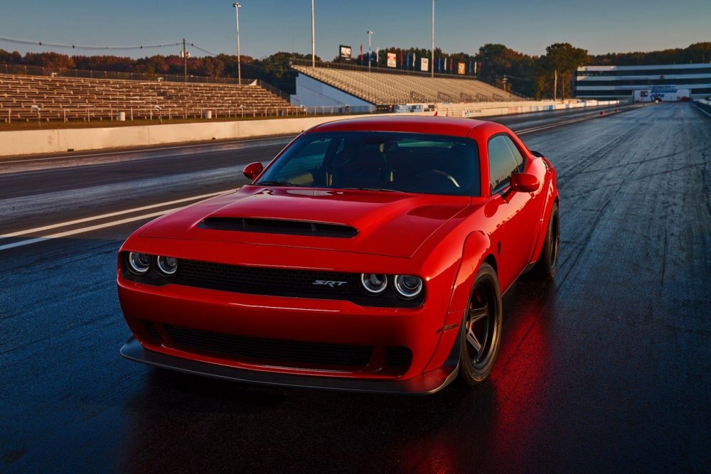 Dodge Challenger srt Demon 2022