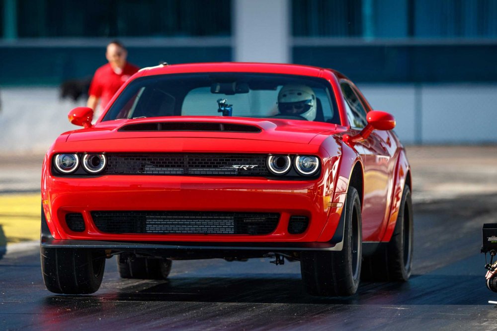 Dodge Challenger srt Demon 2018