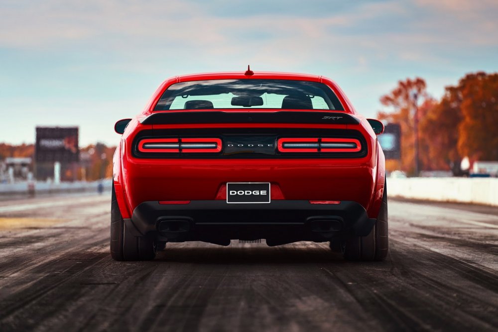 Dodge Challenger srt 2020