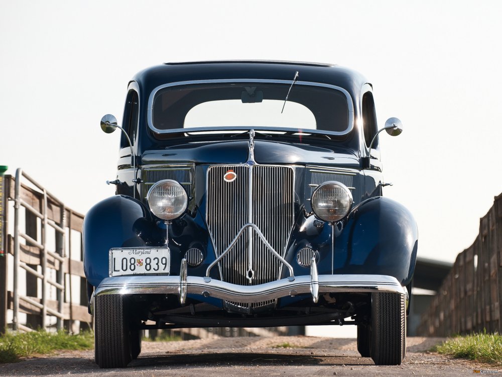 1936 Ford v8 Deluxe 3 Window Coupe