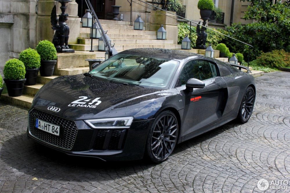 Audi r8 v10 2015