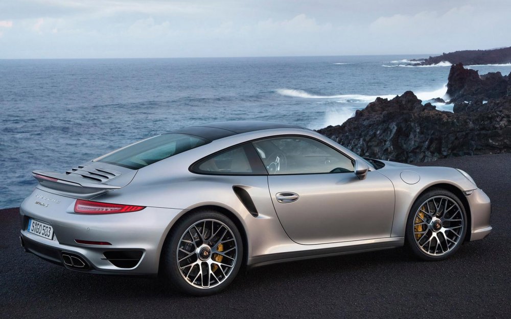 Porsche 911 Turbo s 2021