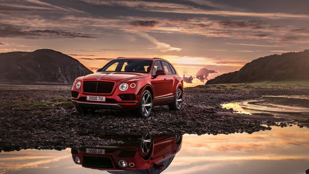 Bentley кроссовер Bentayga