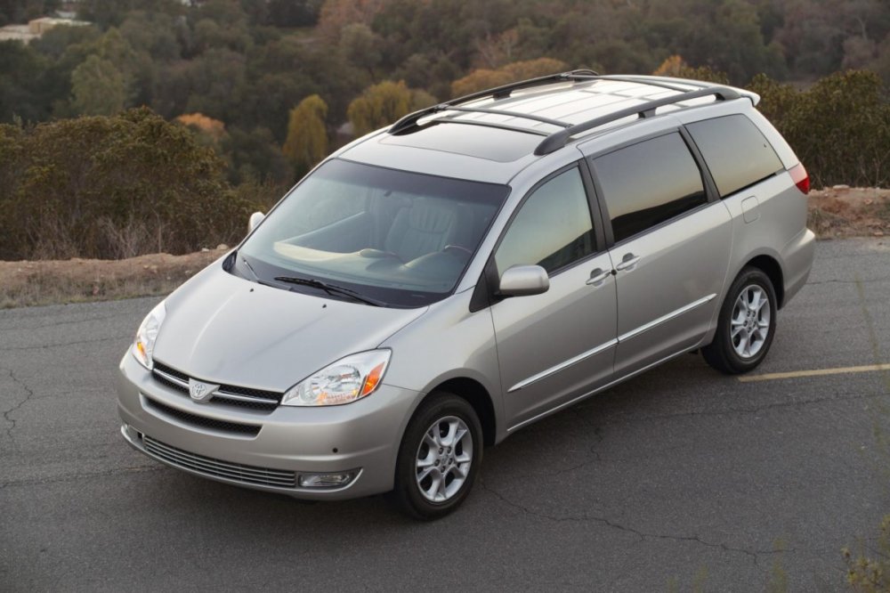 Toyota Sienna 2004