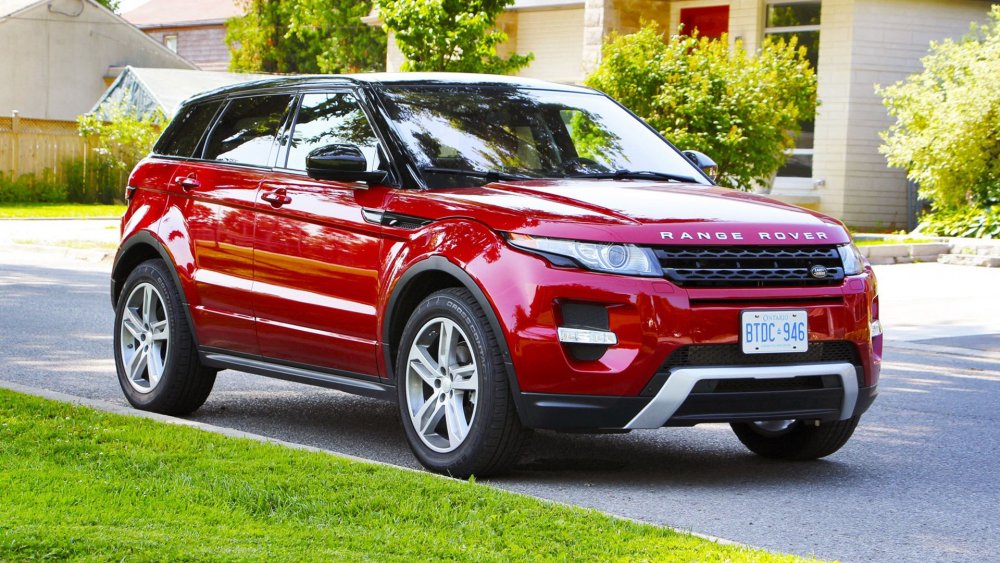 Range Rover Evoque красный