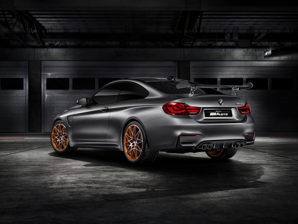 BMW m4 f82 GTS