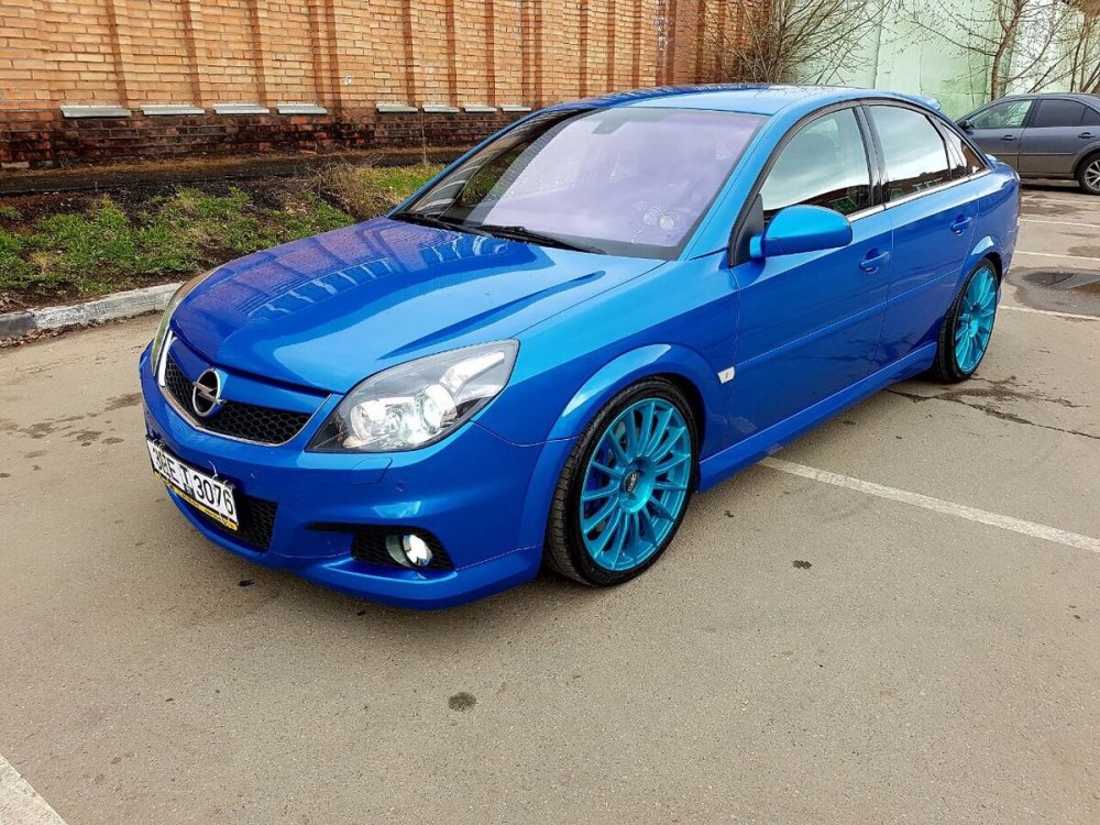 Opel Vectra OPC 2000