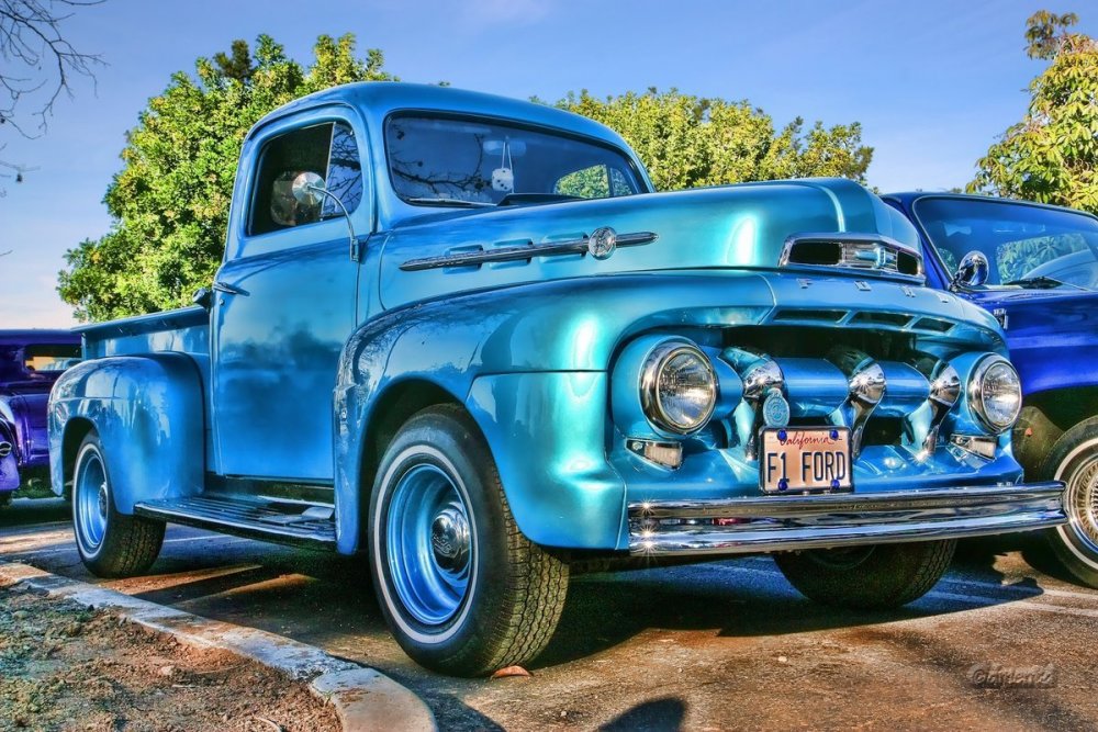 Retro Ford Pickup