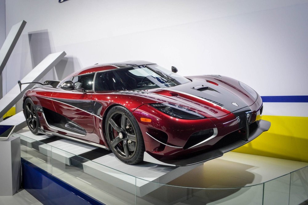 Koenigsegg Agera RS 1 мотор