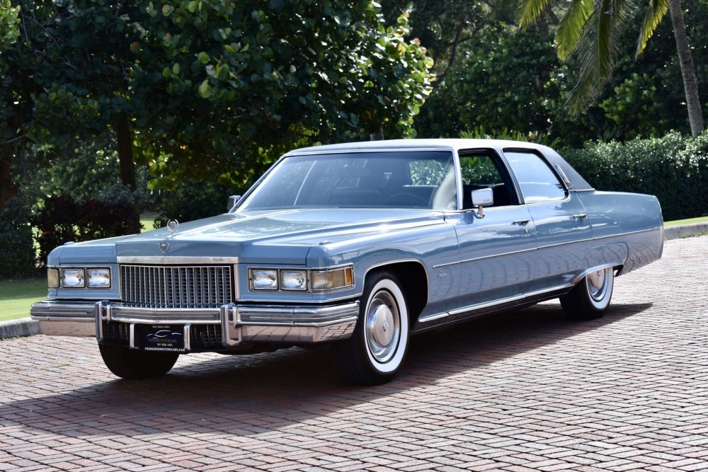 Cadillac Fleetwood Brougham 1975