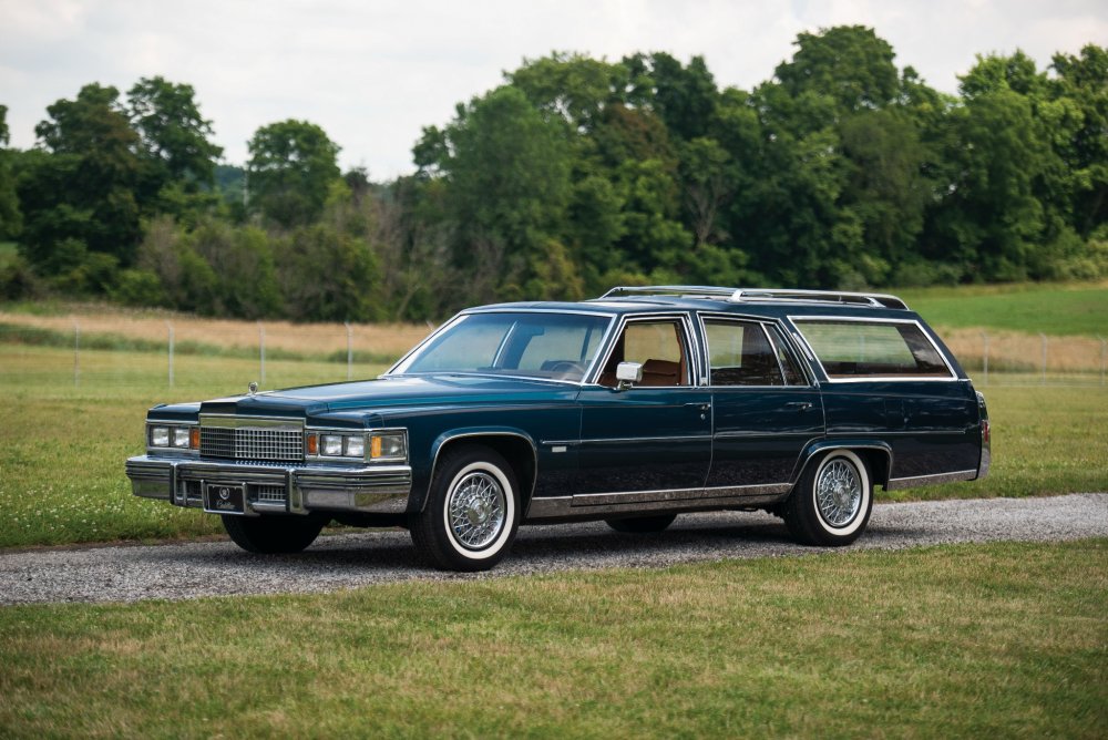 Cadillac Fleetwood Brougham