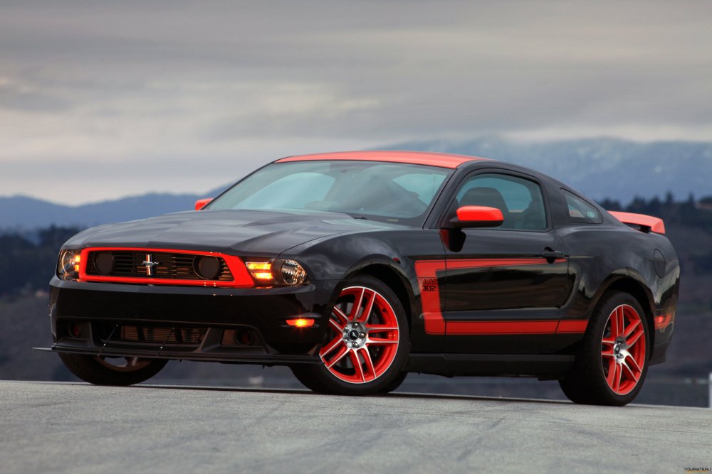 Ford Mustang Boss 302 Laguna Seca