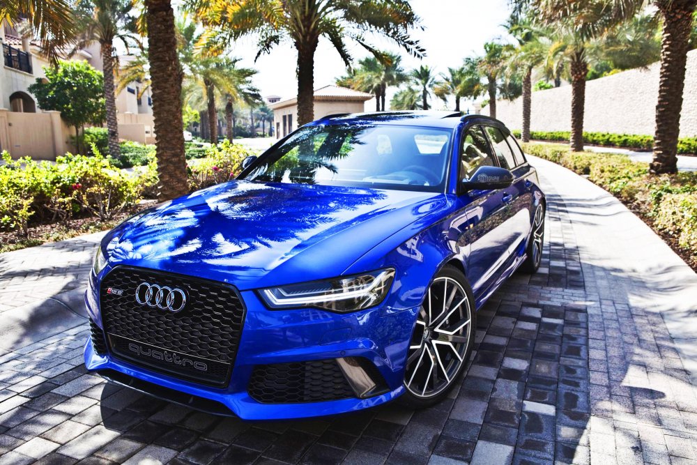 Audi rs5 Blue Chrome