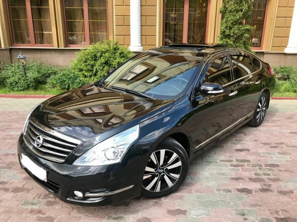 Nissan Teana 2013 32 черный