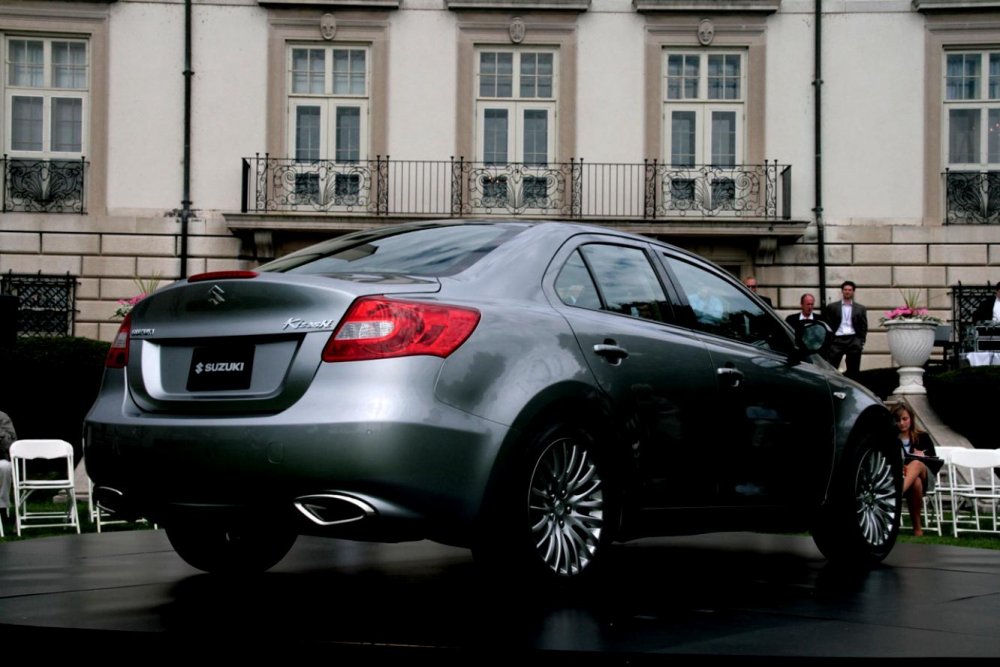 Suzuki Kizashi 2010