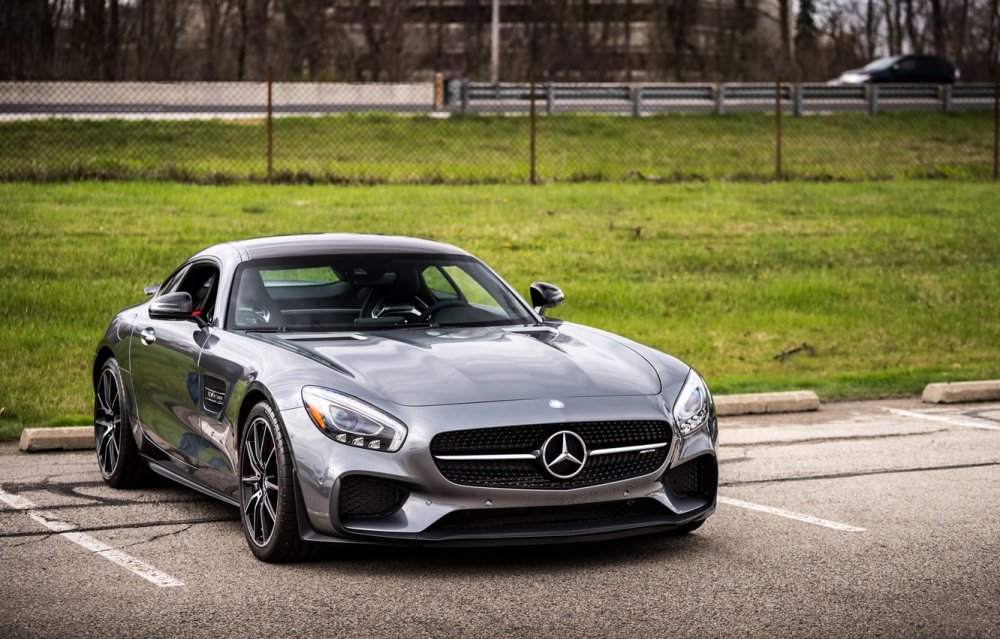 Mercedes Benz AMG gt 2015