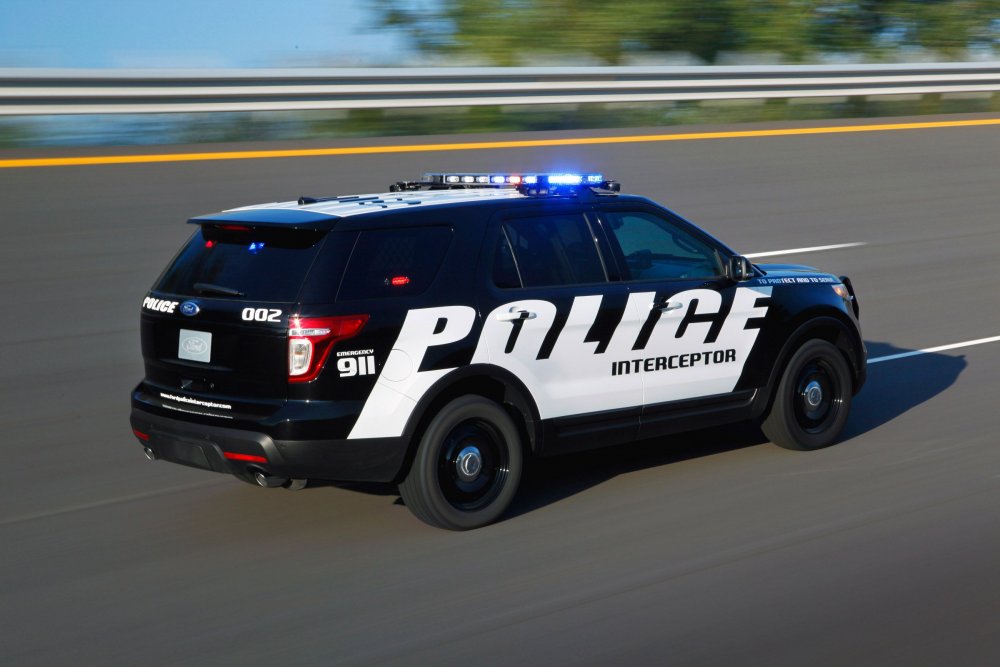 Ford Interceptor Police 2021