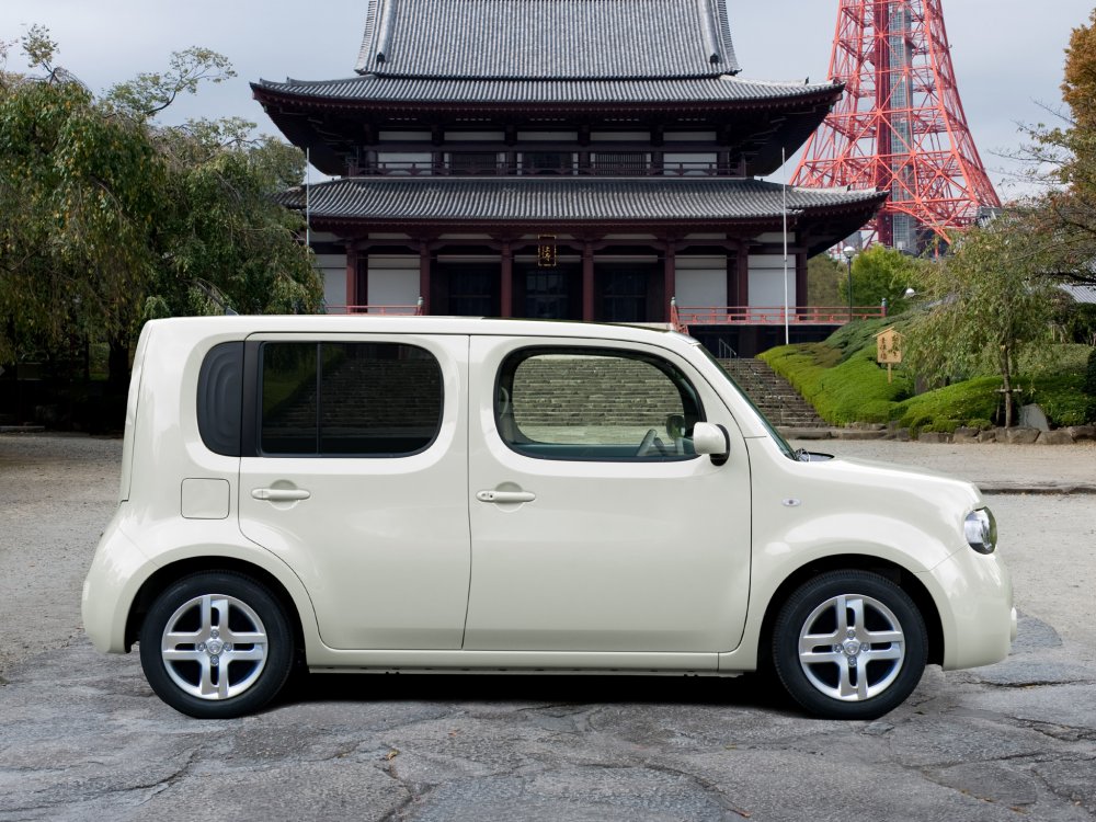 Nissan Cube 12