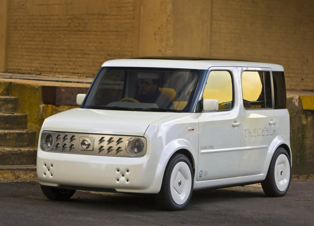 Nissan Cube 3