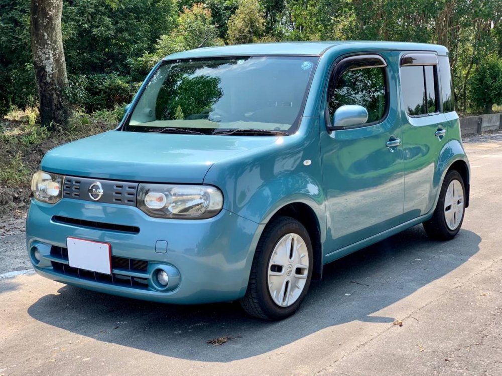 Nissan Cube 4