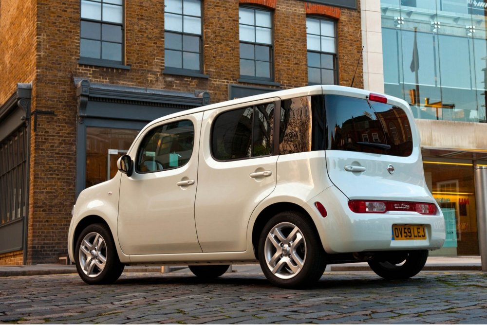 Nissan Cube 1