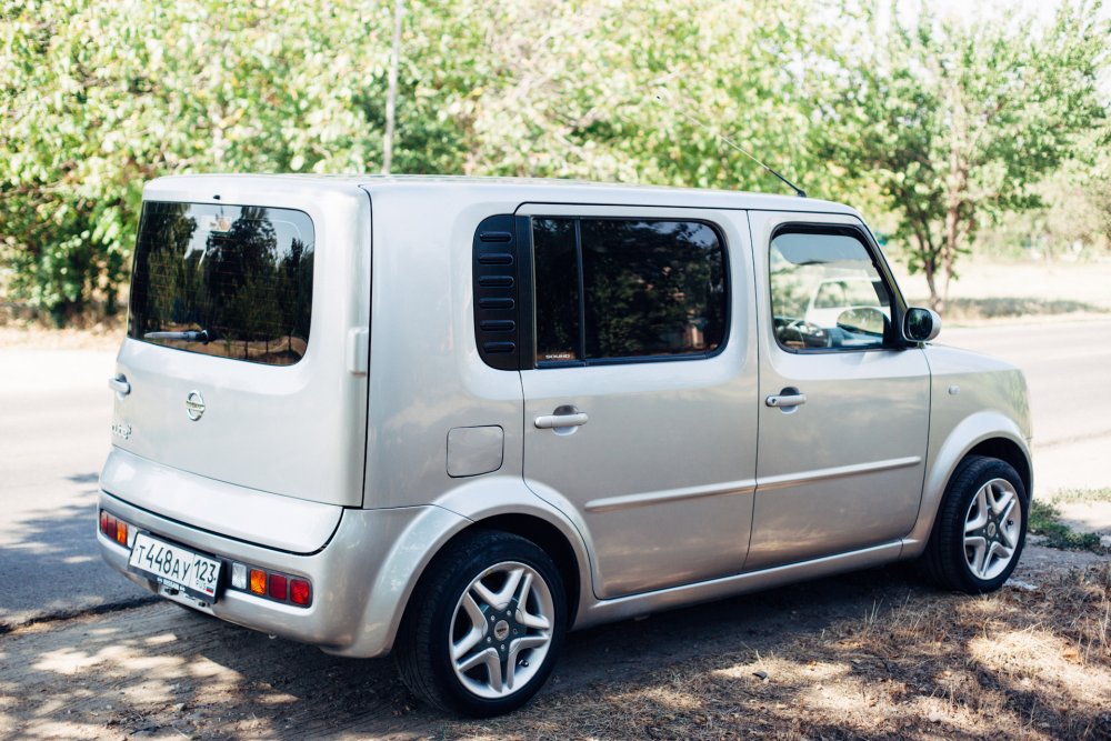 Nissan Cube 2012