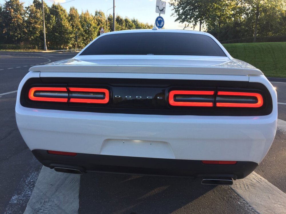 Dodge Challenger 392 Hemi