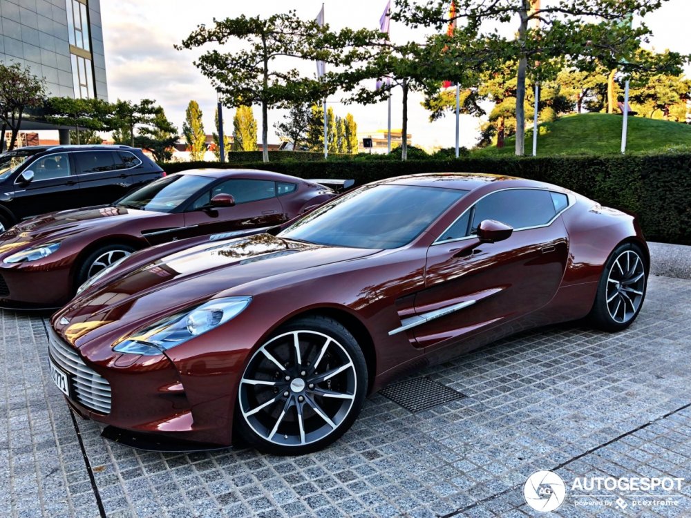 2010 Aston Martin one-77