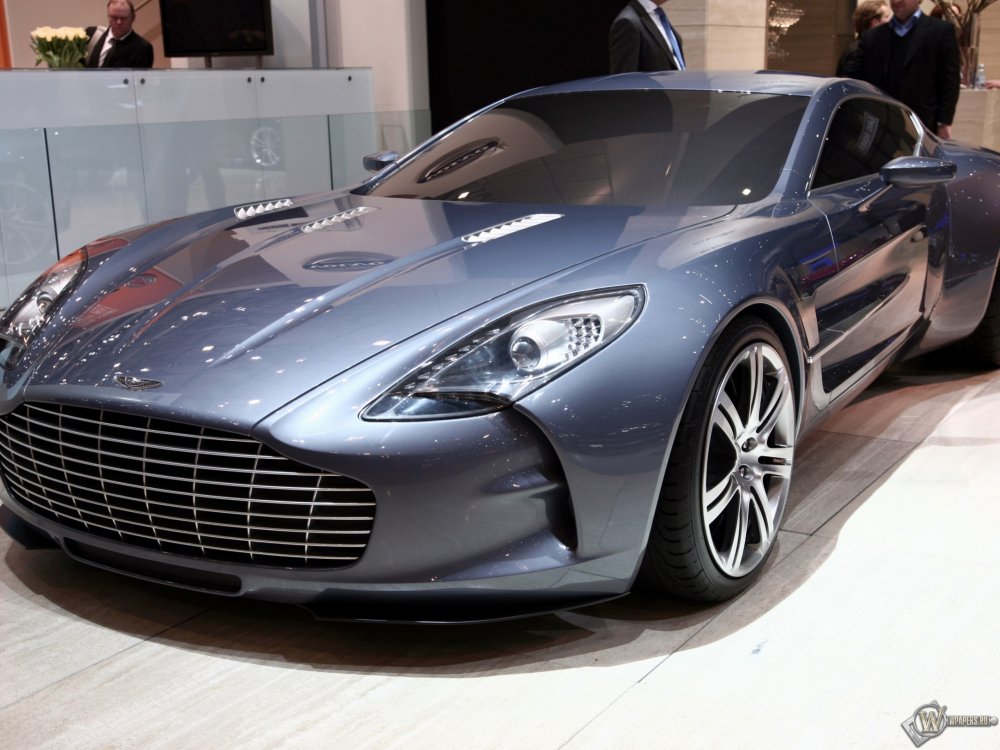 Aston Martin one-77 синий