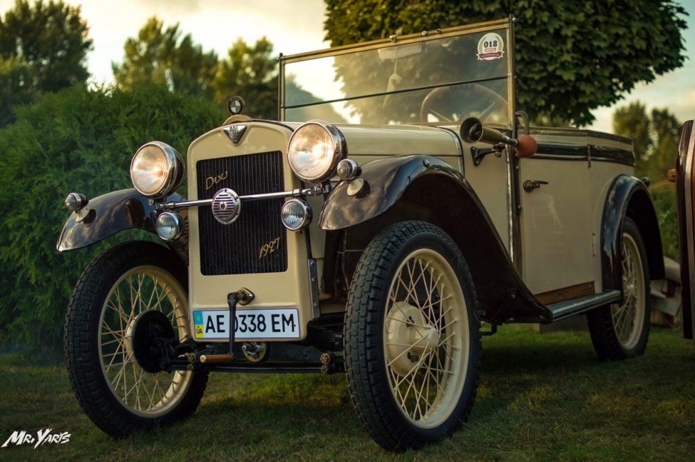 BMW 303