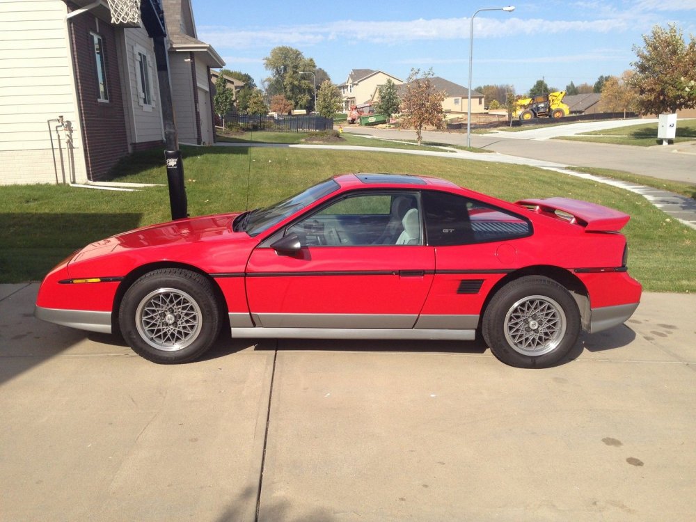 Pontiac Fiero gt