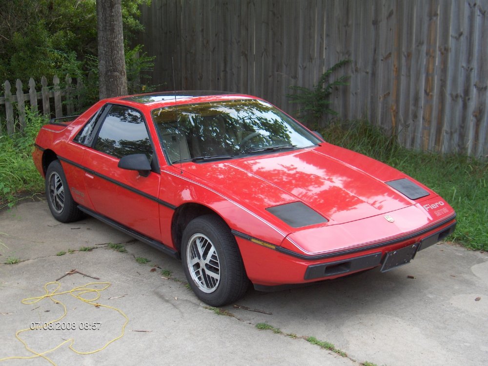 Pontiac Fiero gt 1985