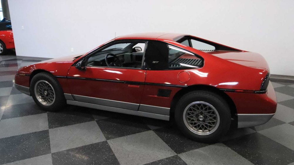 Pontiac Fiero Форсаж 9