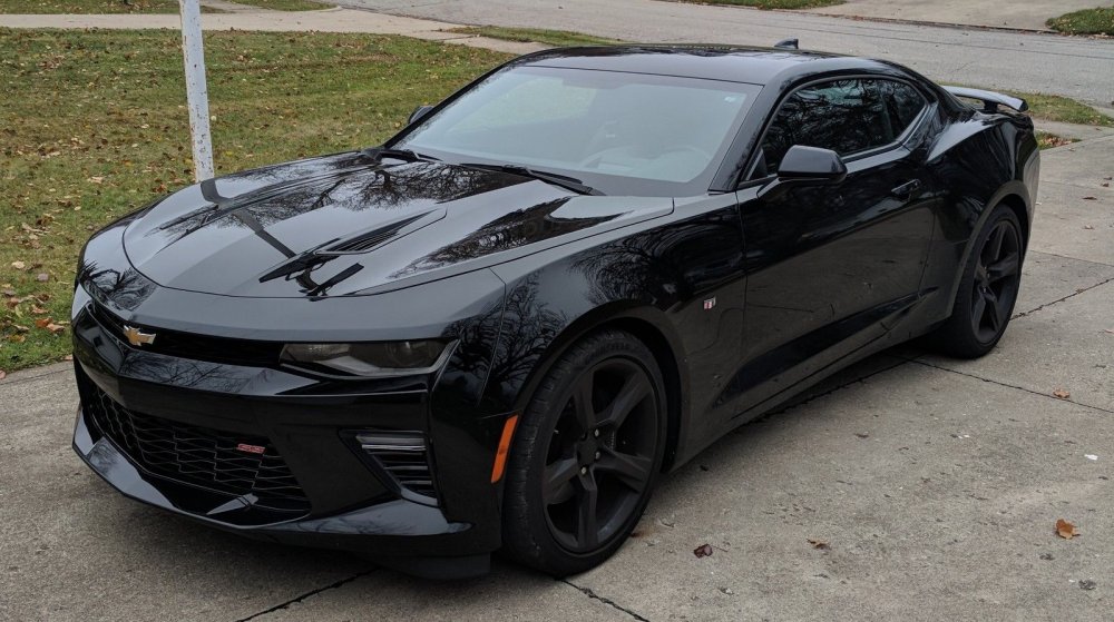 Chevrolet Camaro 2016 черный