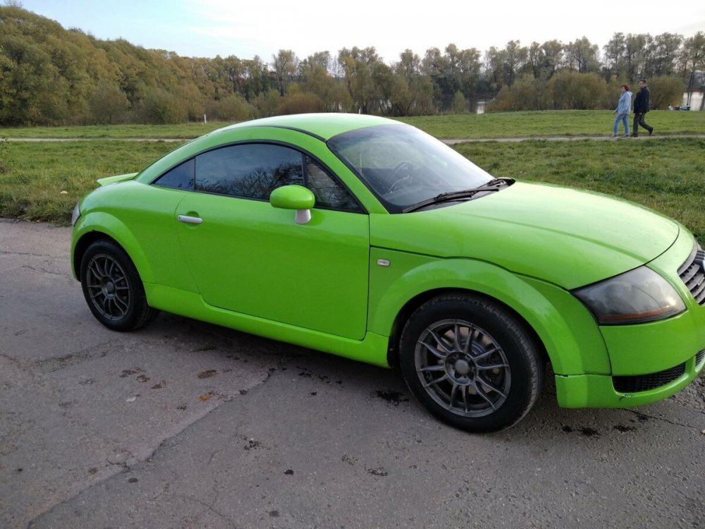 Audi TT RS 8j Green