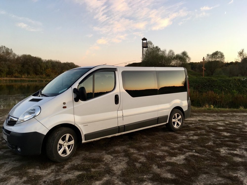 Opel Vivaro 2